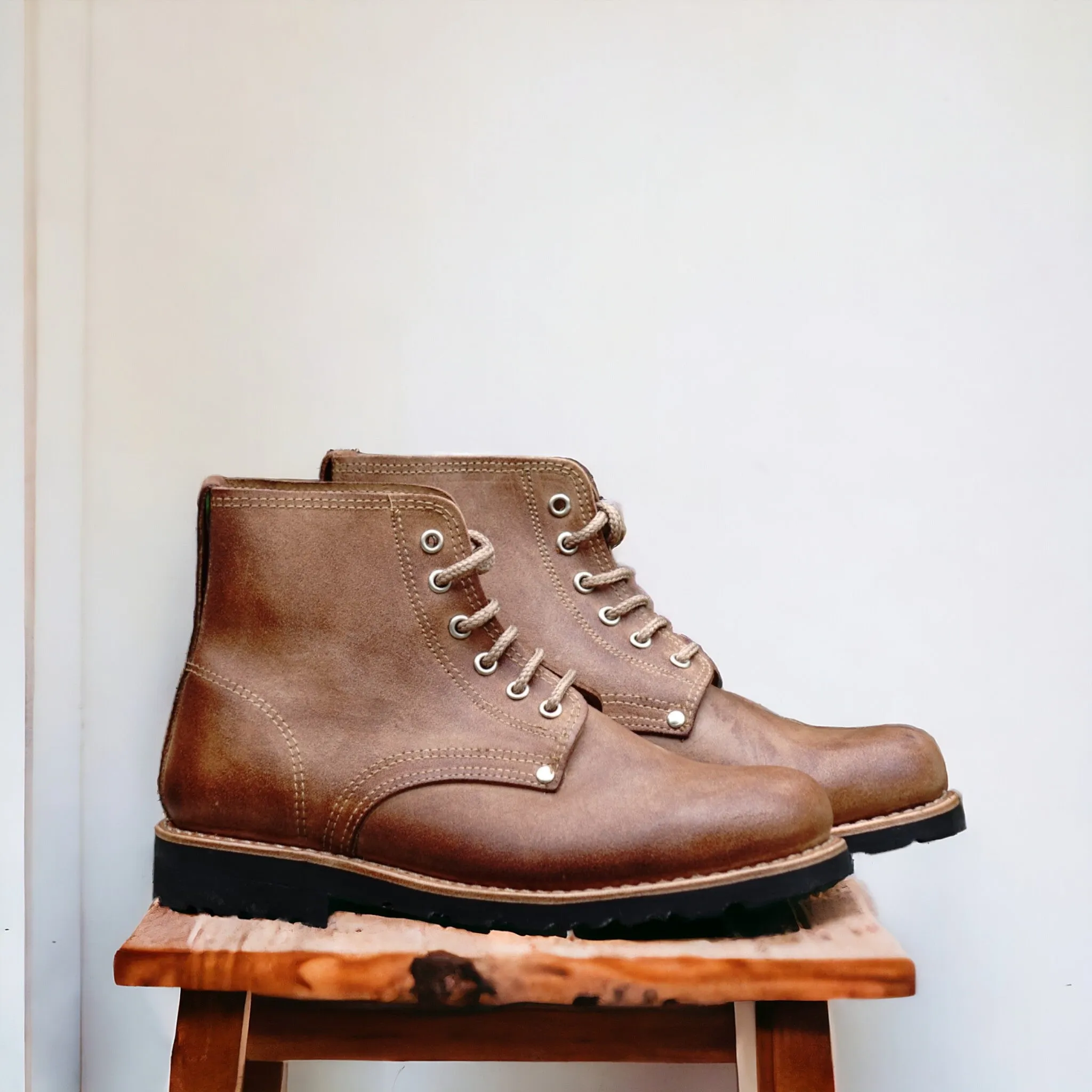 Estrela Leather Lace-Up Boots - Natural Light Brown