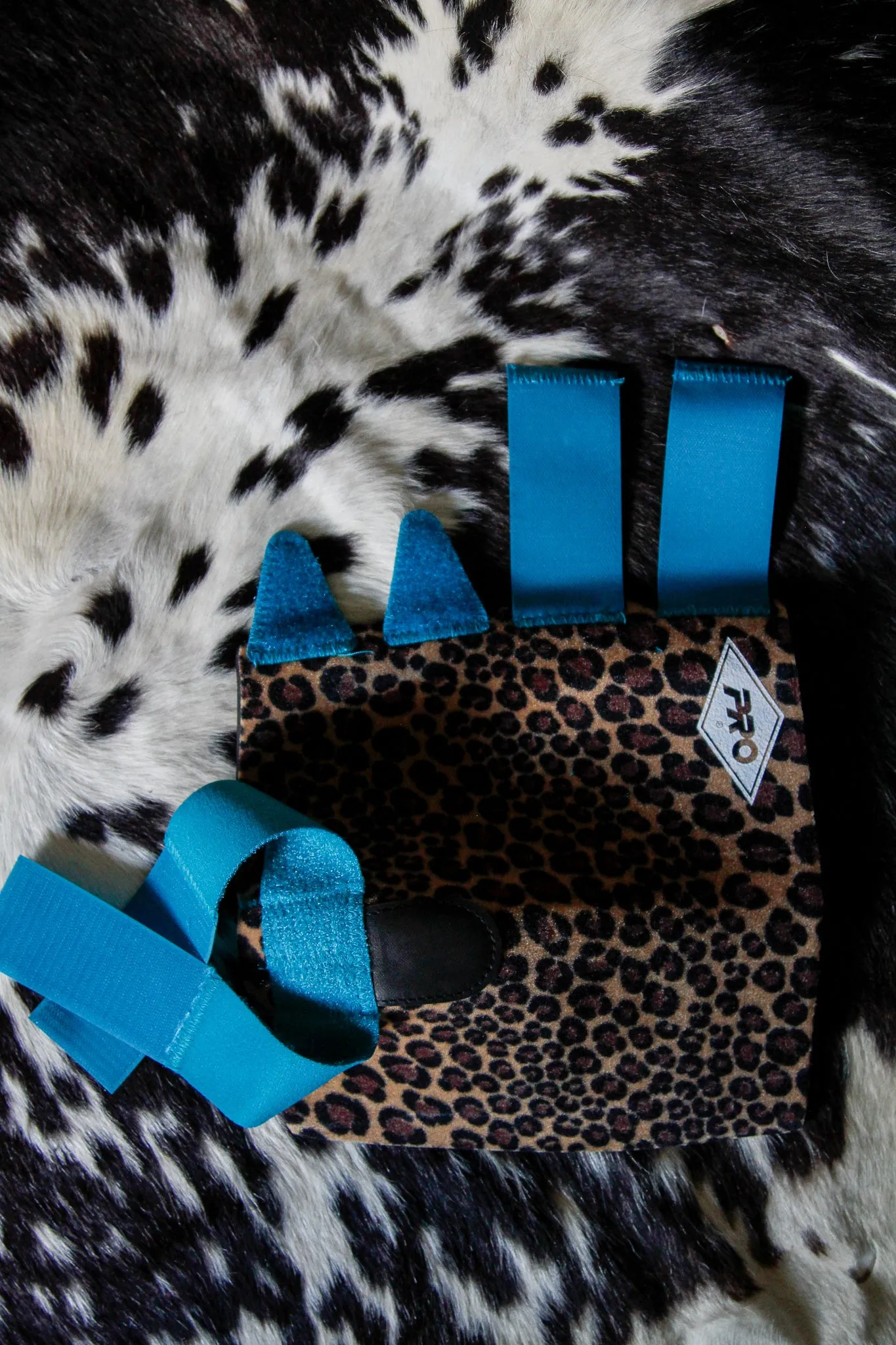 H20 Front & H20 Rear Cheetah Sports Support - Turquoise
