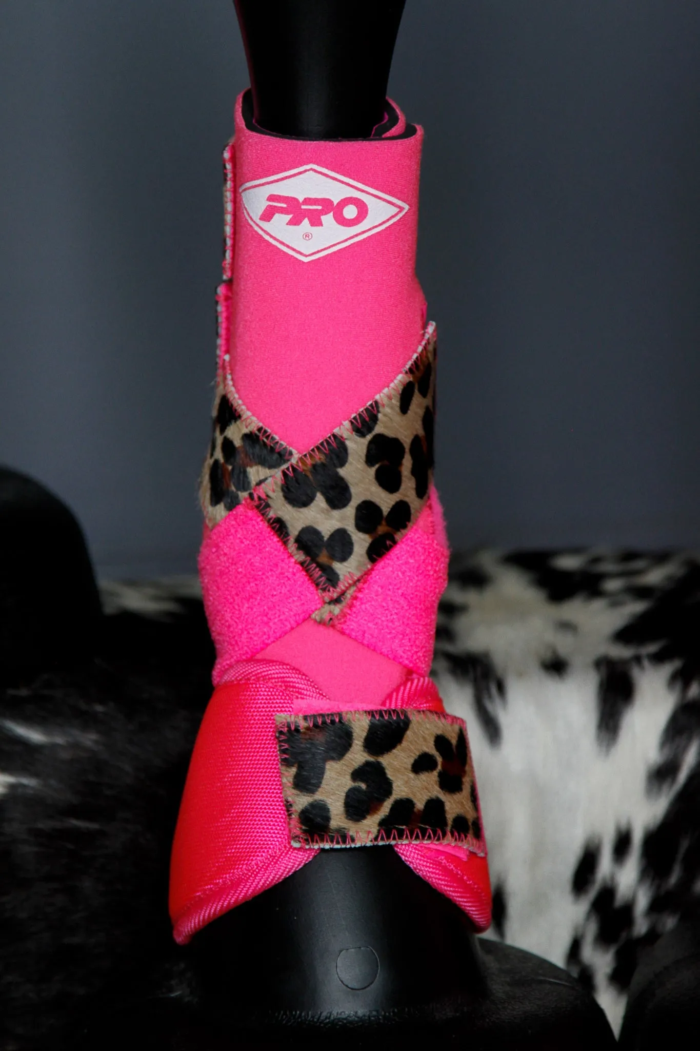 MEDIUM H20 Front & Rear Set with Cheetah Hide Straps Support Boots with Bells - Medium