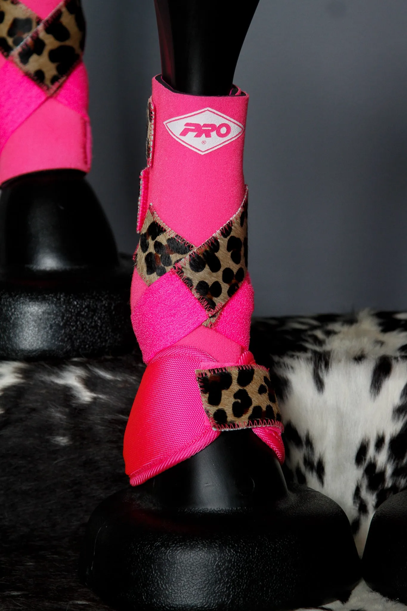 MEDIUM H20 Front & Rear Set with Cheetah Hide Straps Support Boots with Bells - Medium