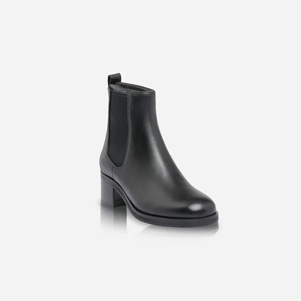 NELLIE BOOT