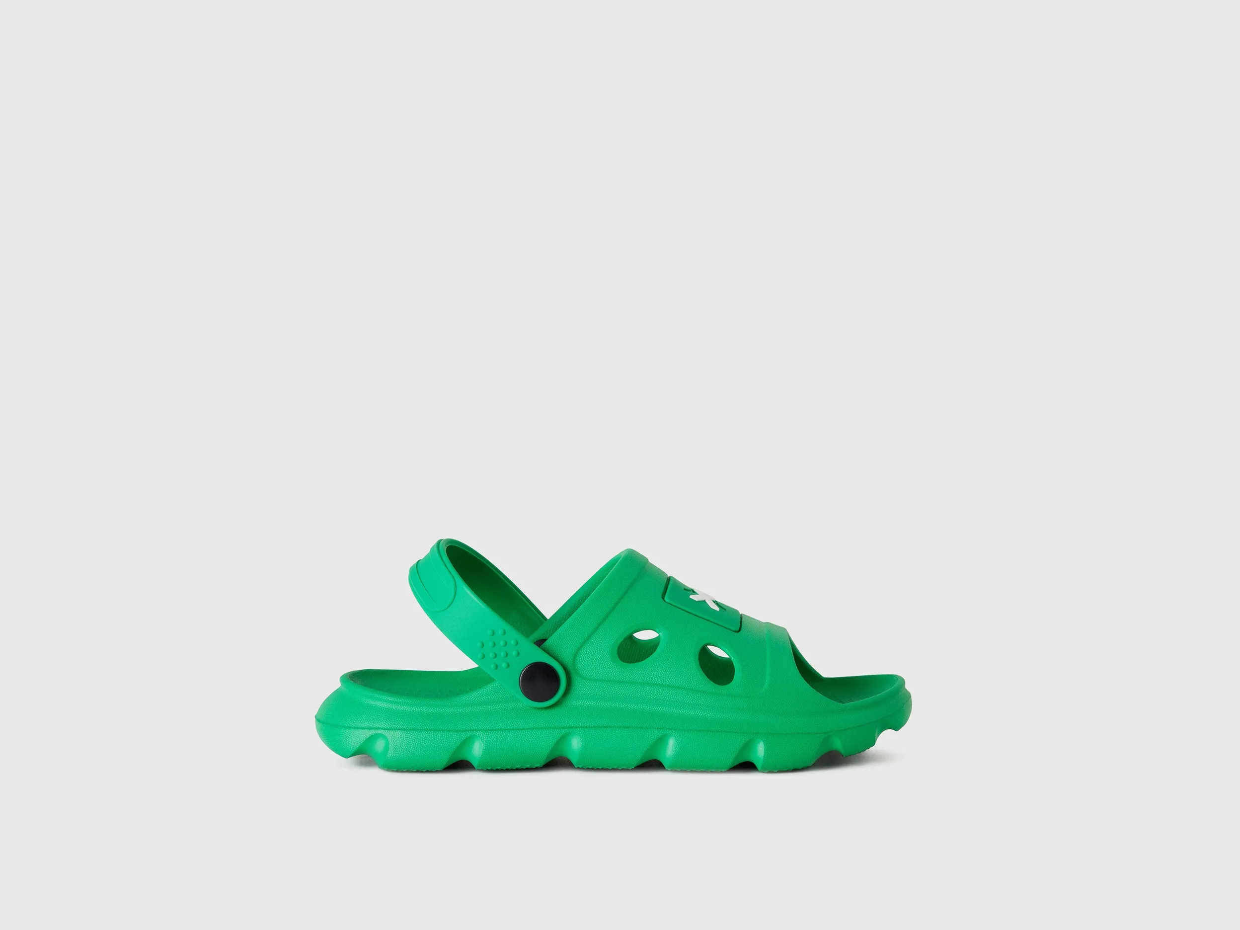 SANDALS IN LIGHTWEIGHT RUBBER