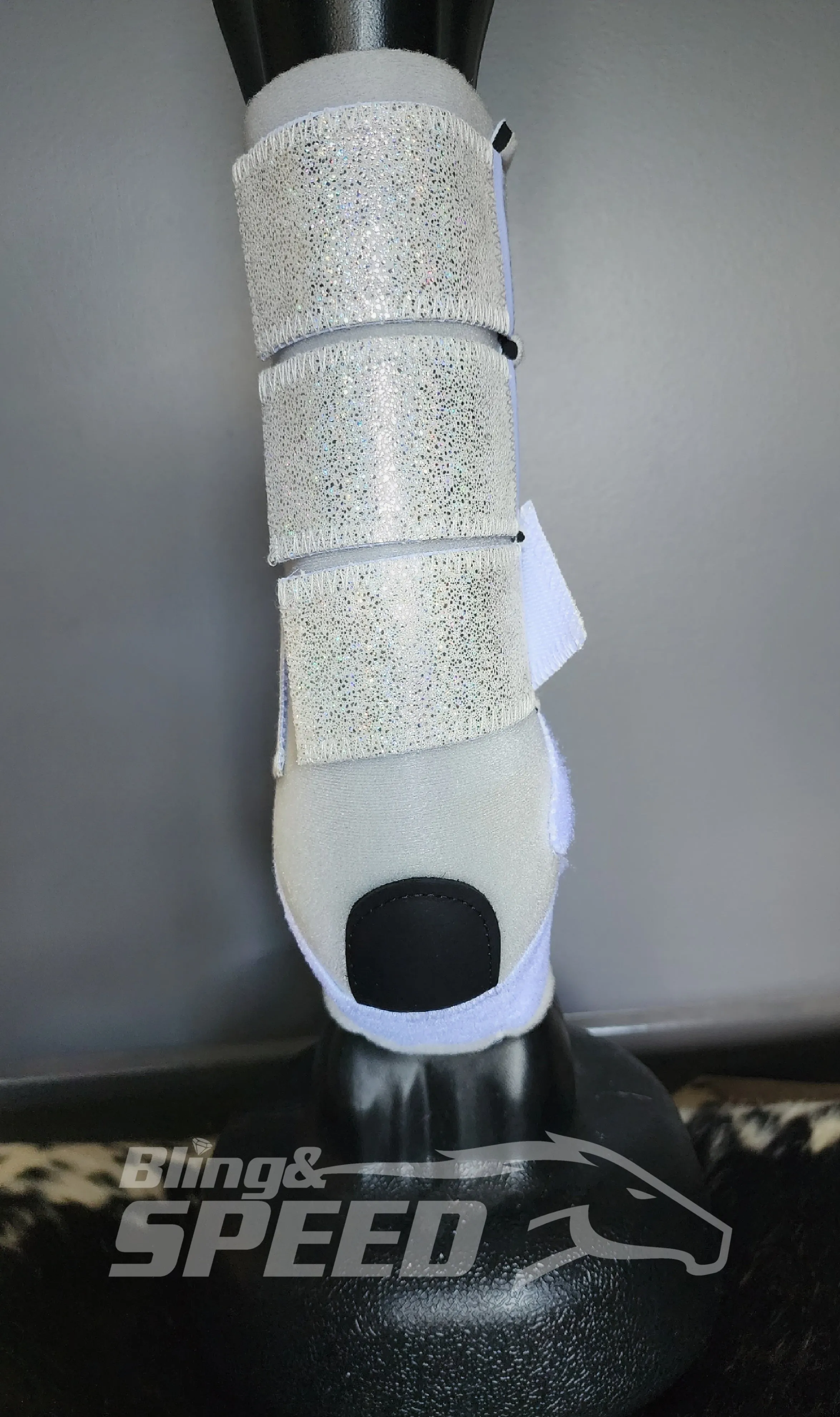 White H20 Front & Rear Set White Sparkle Leather Straps Support Boots and Bells
