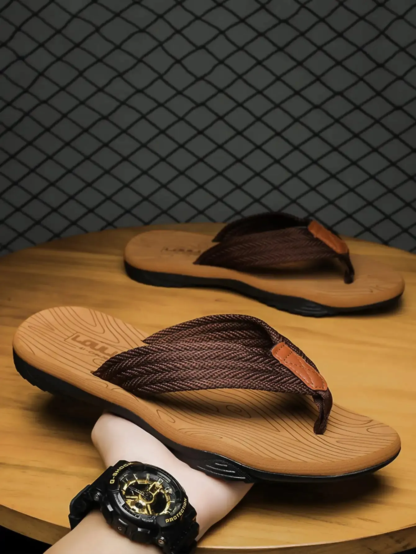 Woven Striped Lightweight Non-slip Comfortable Flip-flops